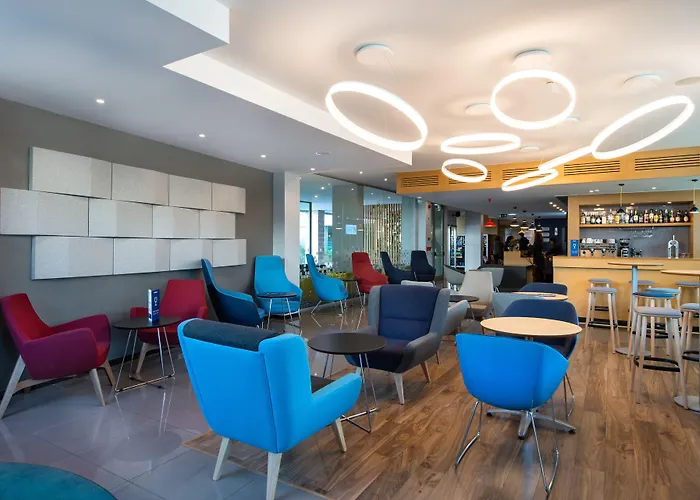 Hôtel avec tennis: Holiday Inn Express Lisbon Airport By Ihg